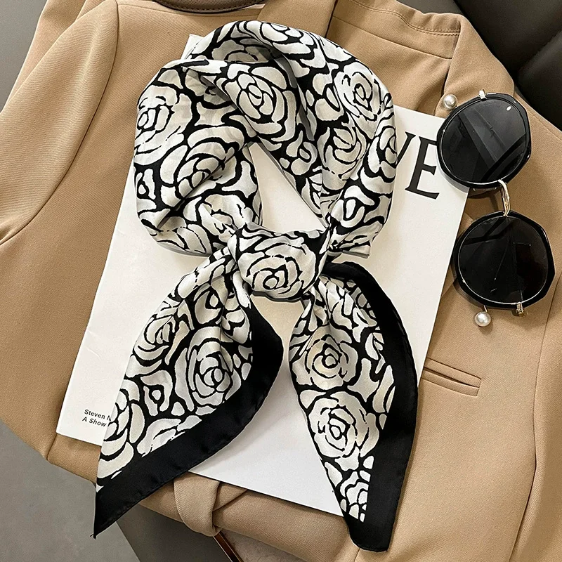 70X70CM Small Scarf Fashion Silk Scarves Four Seasons Square Kerchief Luxury Leopard Print Bandannas Popular Sunscreen Headcloth 3