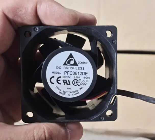4-проводной вентилятор охлаждения сервера Delta Electronics PFC0612DE 8G95 DC 12 В 1,68 а 60x60x38 мм