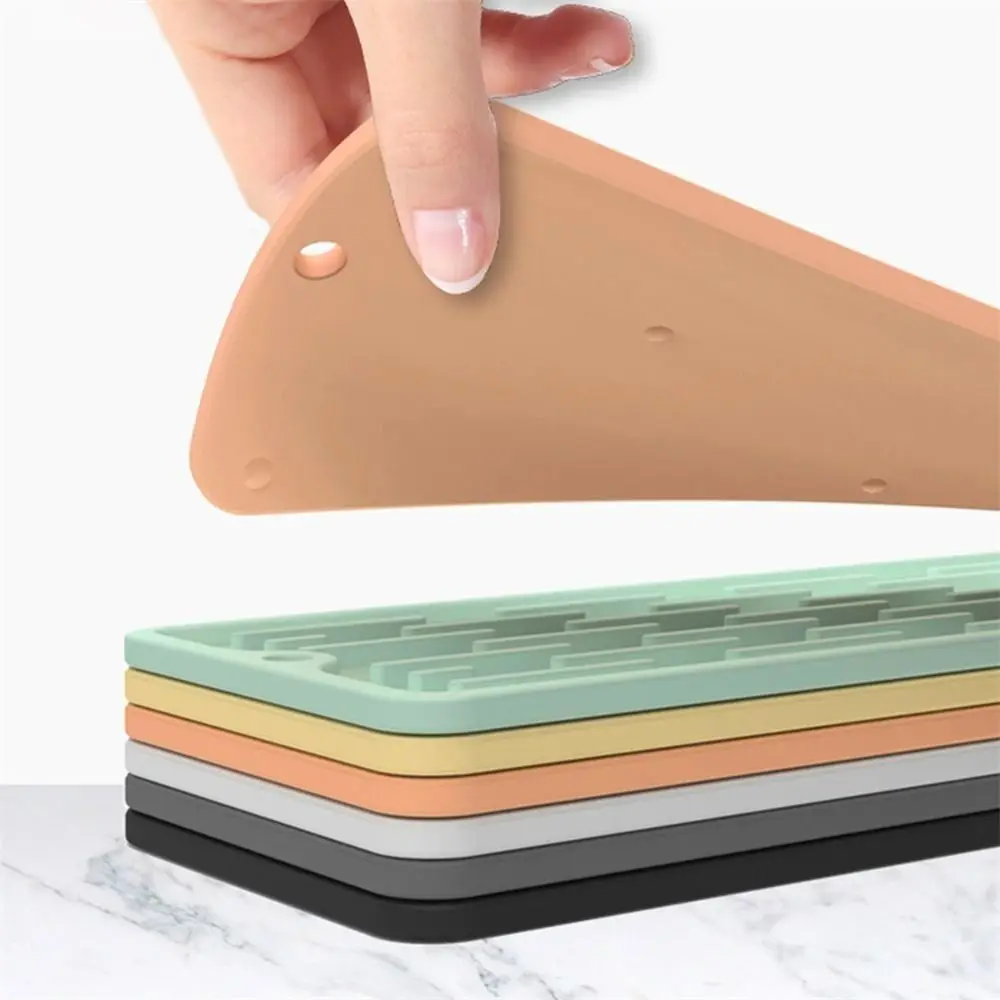 Water Prevent Faucet Wraparound Water Splash Guard Splash Catcher Silicone Faucet Mat Silicone Drain Pad Absorbent Mat
