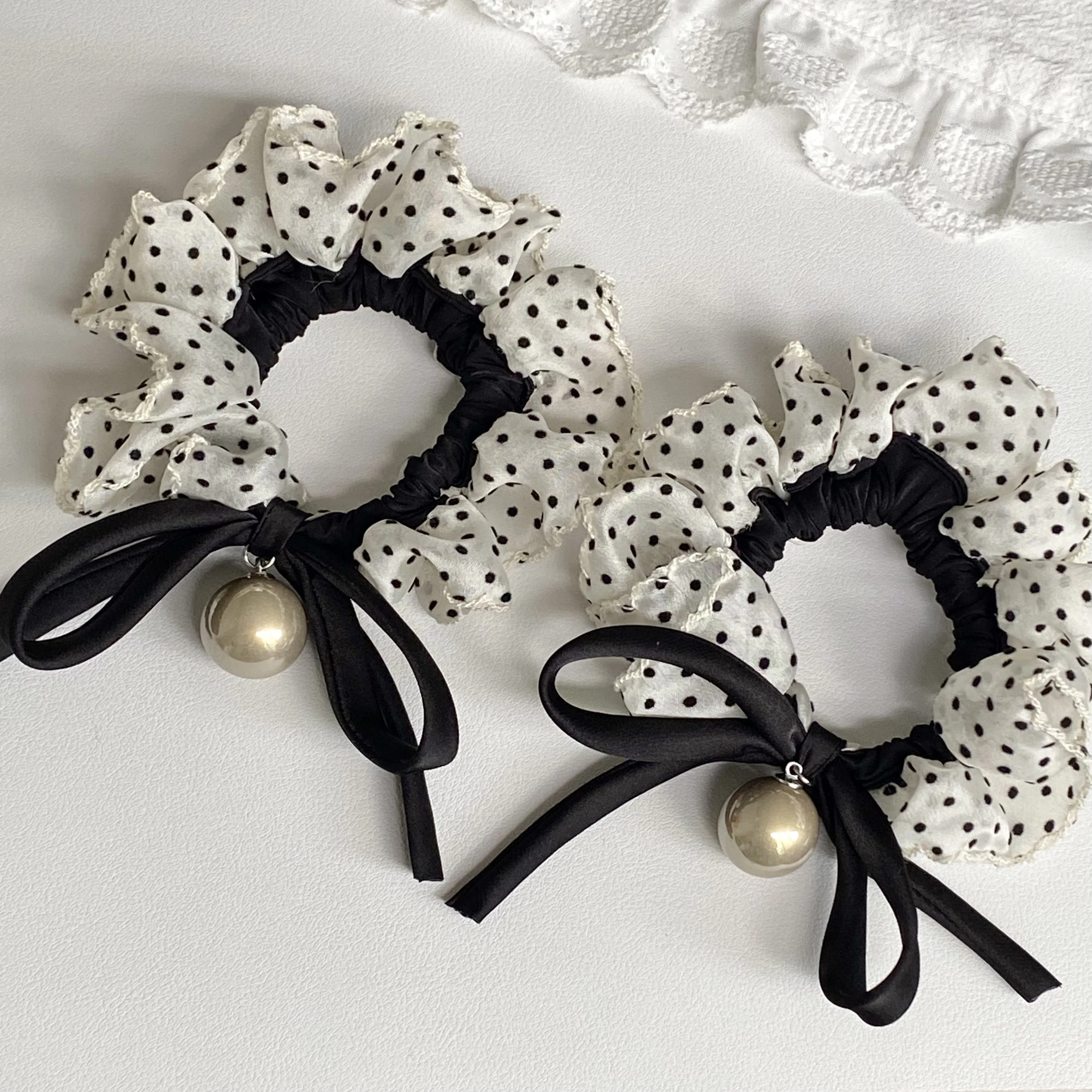 1PC Elegant Polka Dot Chiffon Hair Scrunchies Set, 2 - Piece With Black Bow And Pearl Decor, Sweet Hair Accessories For Women