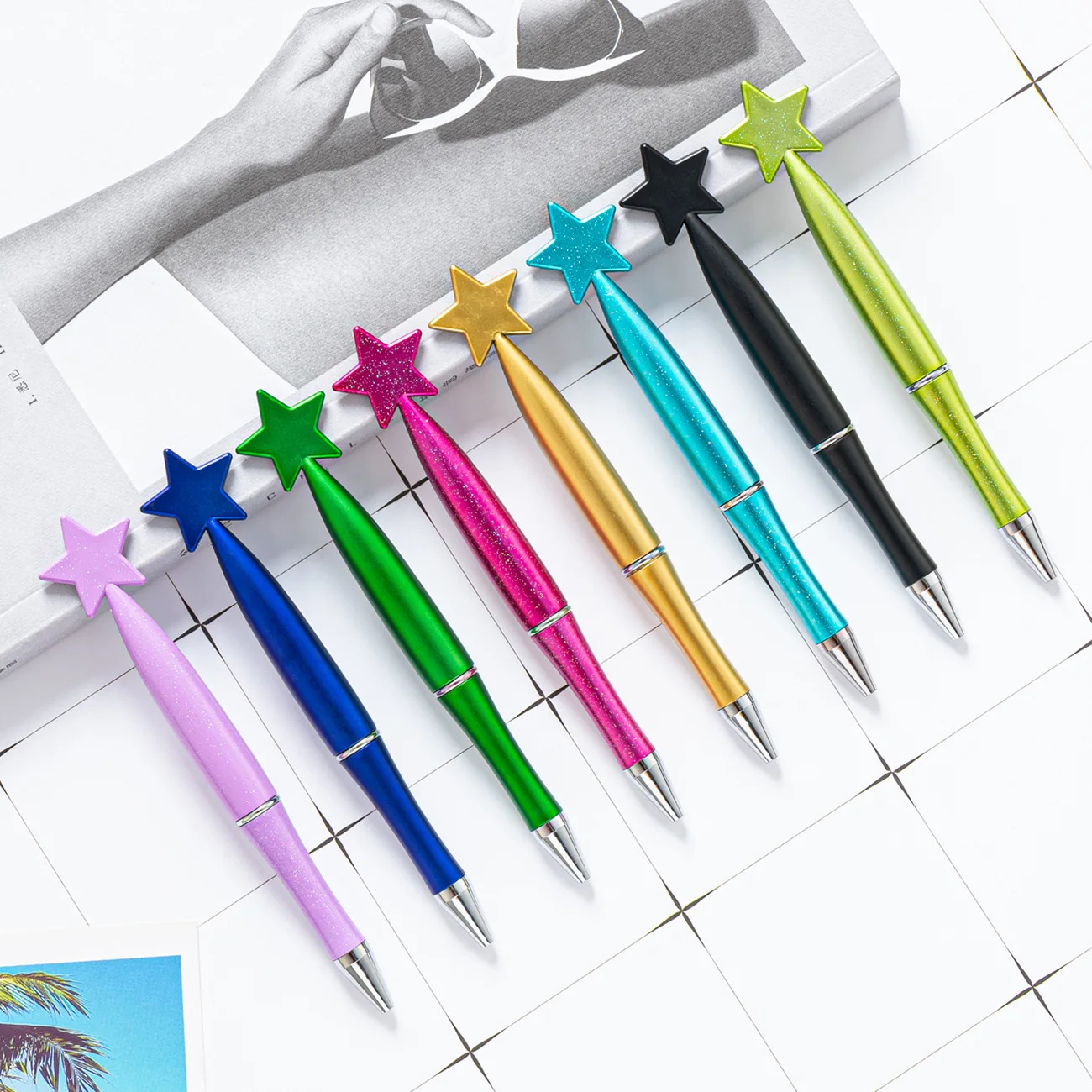 

200Pcs Star Shape Pens Black Ink Rollerball Pens Star Ballpoint Pens Office School Supplies Birthday Present Ballpoint Pen