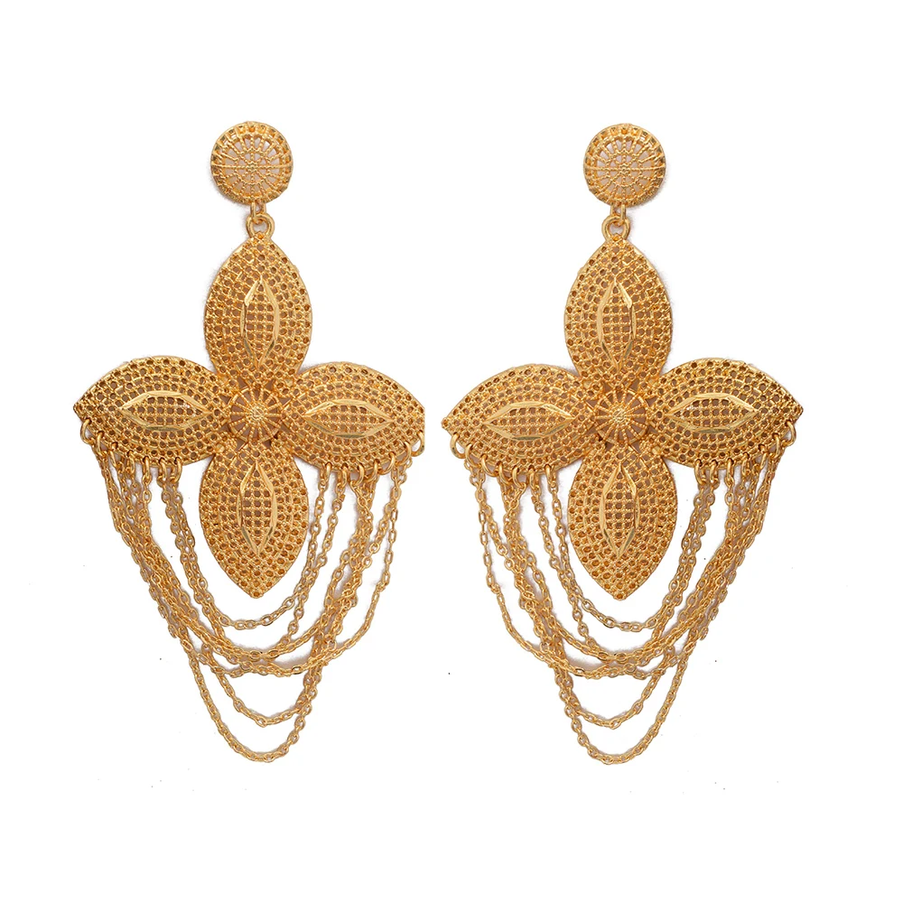Golden Clover Dangle Earrings – GIVA Jewellery