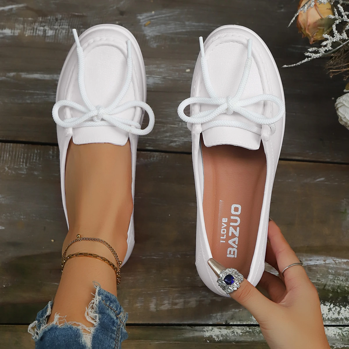 Classic Bowknot Decoration Pu Slip On Pumps Women 2025 Summer Round Toe Low Heel Loafers Shoes Elegant Soft Sole Nurse Shoes