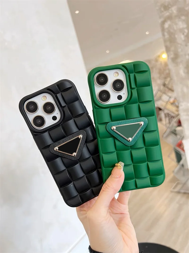 

PD BV style checkerboard mobile phone case American retro green phone case with logo three-dimensional phone case for iphone