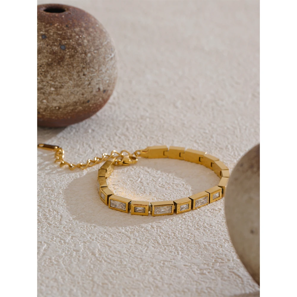 Yhpup Waterproof Cubic Zirconia Bracelet