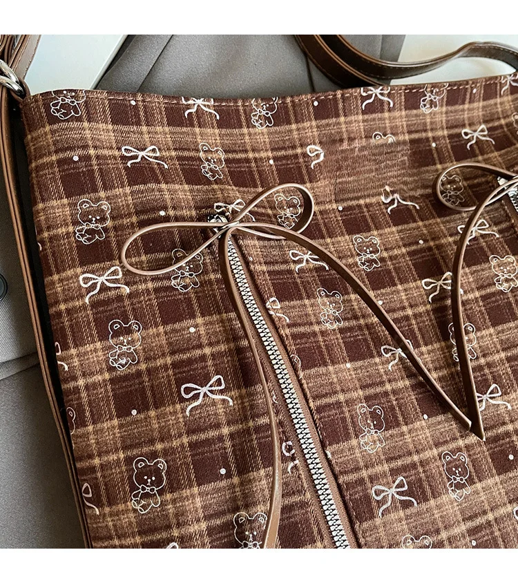 2024 summer and autumn new tote niche shoulder versatile butterfly armpit bag, high-end plaid women's bag_voghion.com