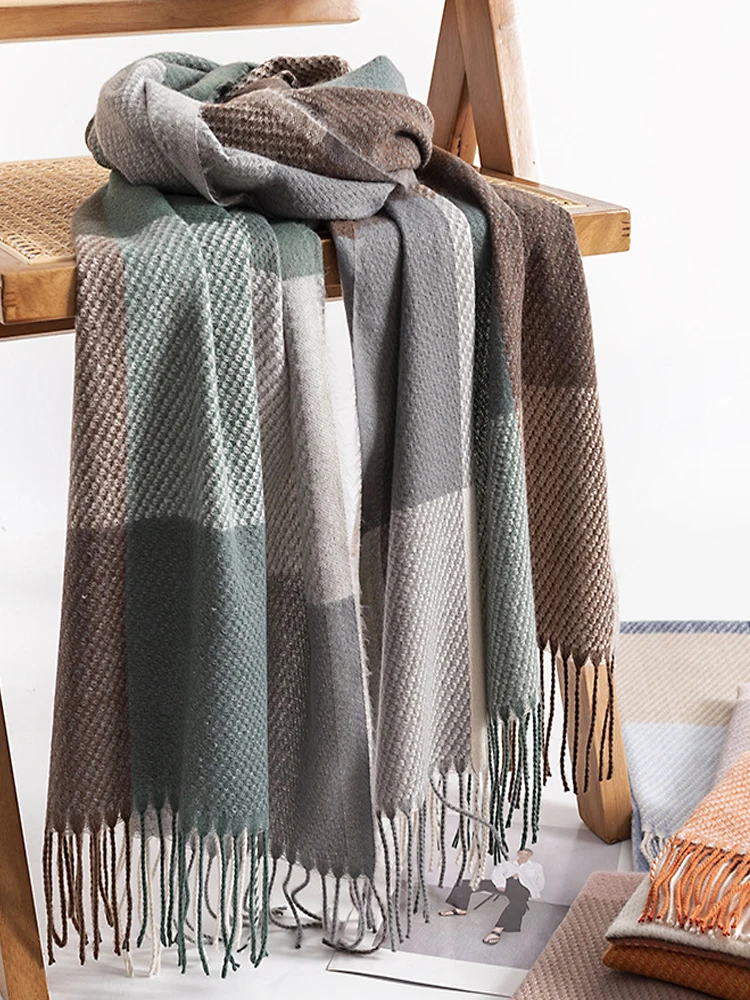 

Simple Fashion Comfortable Diamonds Color Blocking Imitation Cashmere Winter Tassel Women Scarf Warm Defend Cold Collar Shawl