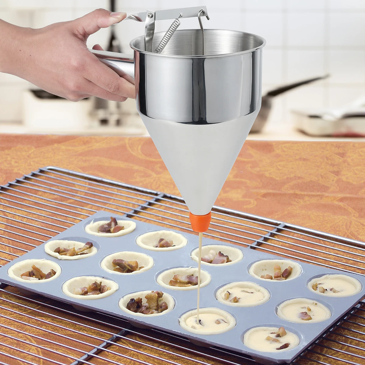1pc Batter Dispenser Cupcake Pancake Mixing Tool, Hand-held Funnel