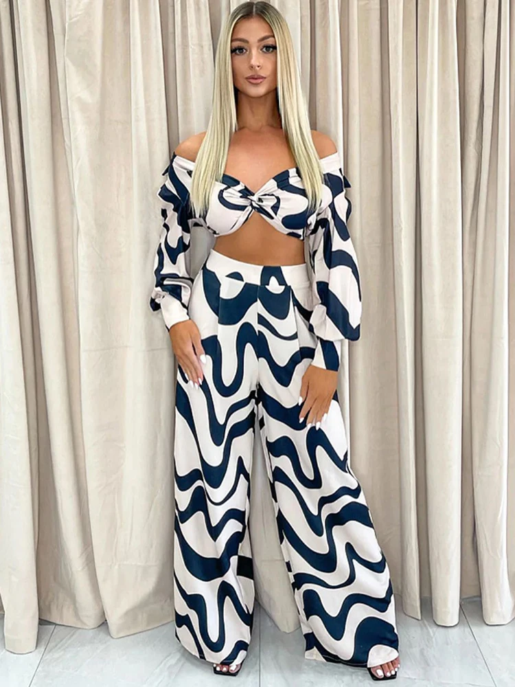 

Geometric Pattern Two Piece Lounge Suits Women Sexy Deep Vn Ekc Long Sleeve Crop Tops and High Waist Loose Wide Leg Trouser Y2K