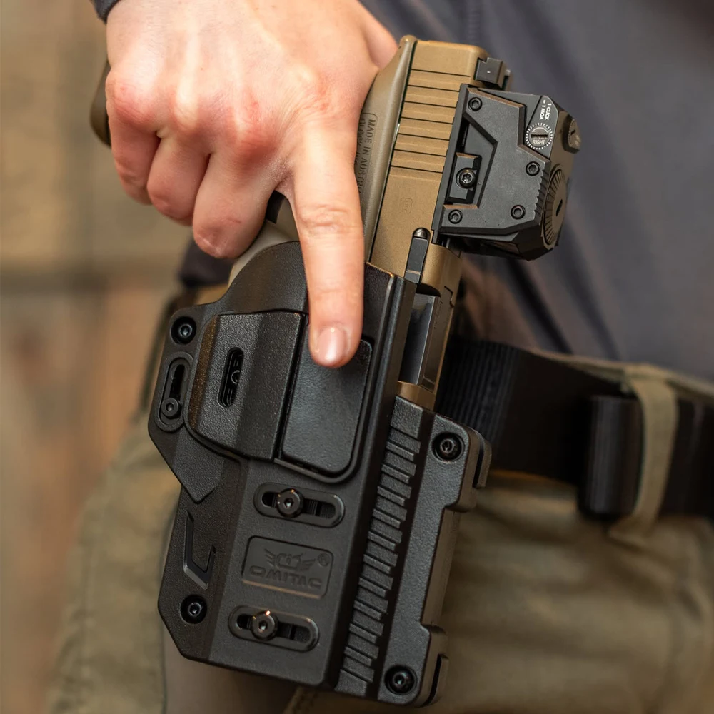 360° Rotating Universal Holster,OWB Tactical Holster For 200+ Popular full size,compact,subcompact  pistols. Belt Clip Right 3