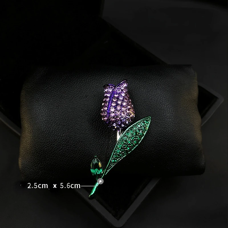 Exquisite Tulip Flower Brooch Corsage Coat Neckline Pin Cardigan Buckle Men Women Fashion Badge Clothes Accessories Jewelry 521