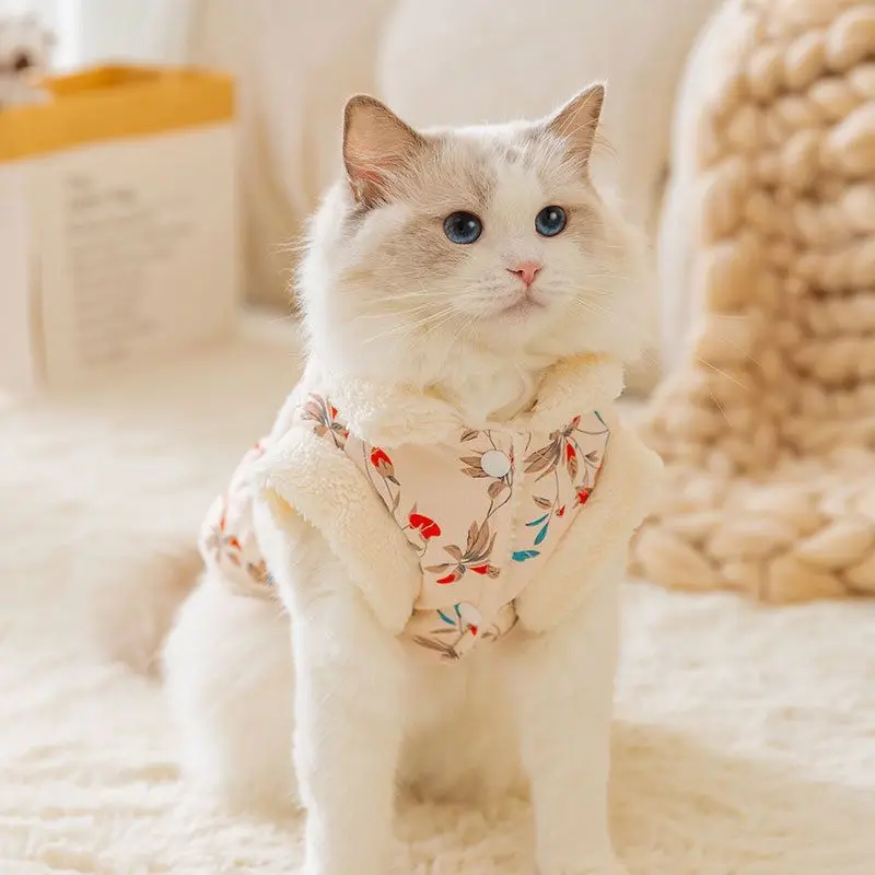 

Pet Clothing Autumn and Winter New Plush Floral New Year Dress Teddy Bear Dog Cat New Year Traction Vest