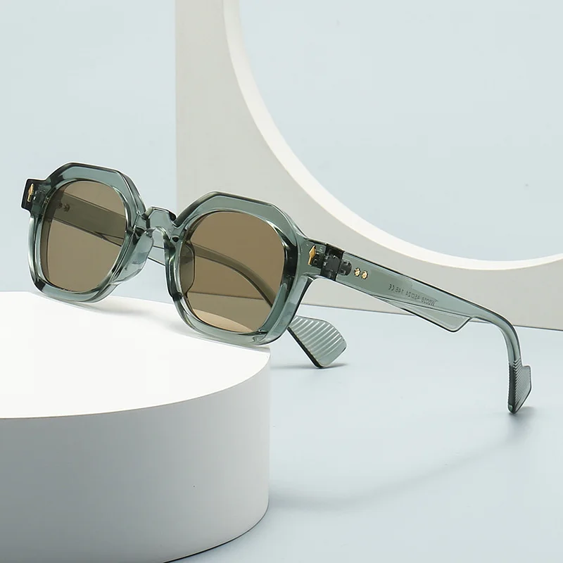 

Imwete Vintage Small Frame Sunglasses Women New in Punk Rivets Gradient Shades UV400 Sun glasses Men Retro Brand Casual Glasses