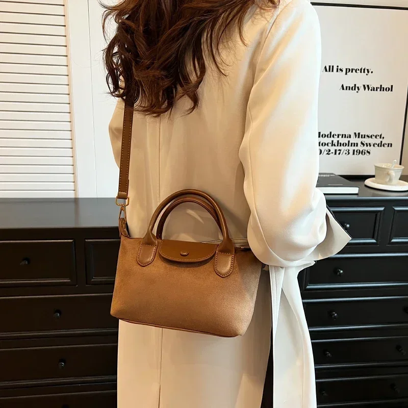 

Женская сумка на плечо, с ремешком на руку