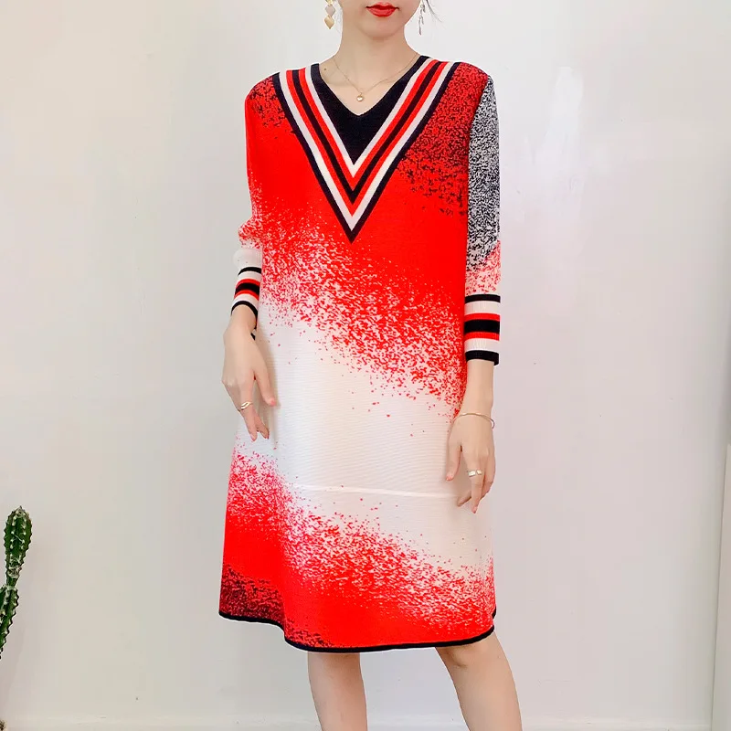 

YUDX Miyake Pleated Dresses for Woman 2023 Plus Size Style National Style Foreign Style Noble Skirt V-neck Large Size Dress