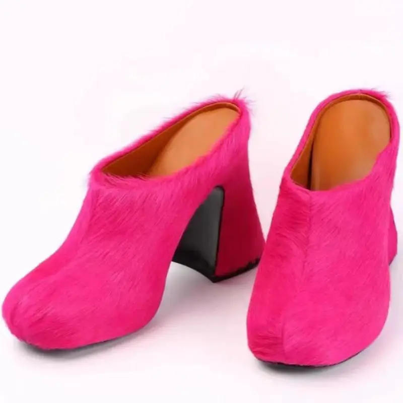 

2024 Summer Brand New Fashion Leisure Round Toe Horse Hair Slippers for Women Elegant Platform Slip-on Big Size Shoes 42 43