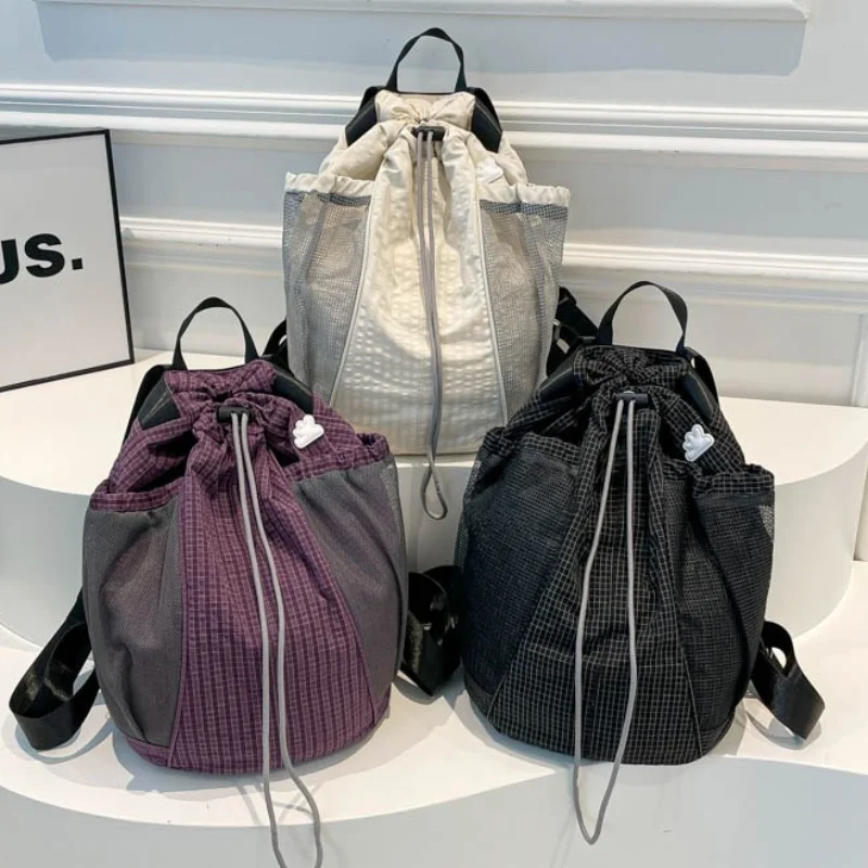 Zaino Minimalista Monocolore Leggero per Escursioni, Daypack Grande Capacità con Chiusura a Coulisse, Borsa a Spalla Casual per Pendolari - immagine 5