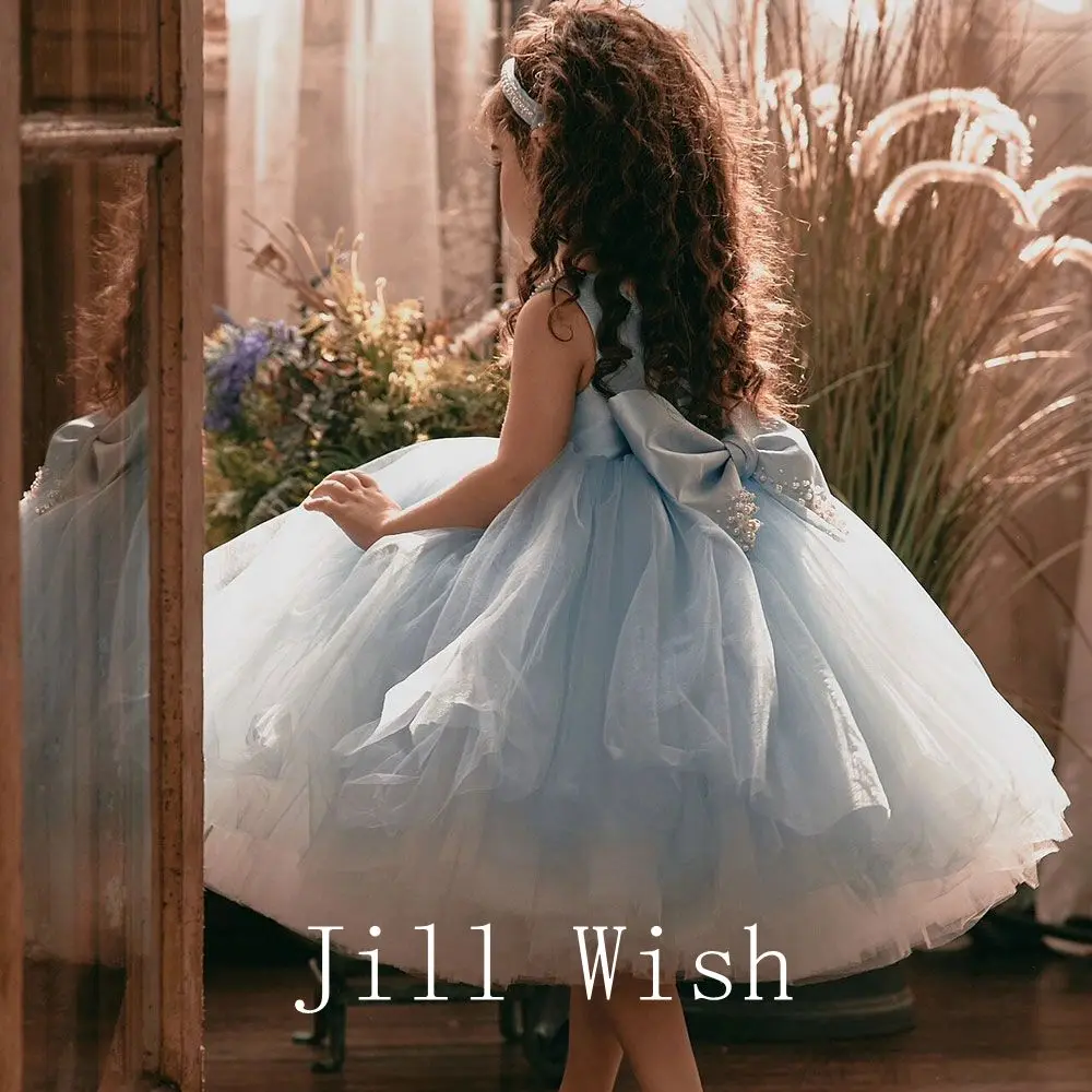 Рисунок 6 - Элегантное голубое мини-платье Jill Wish