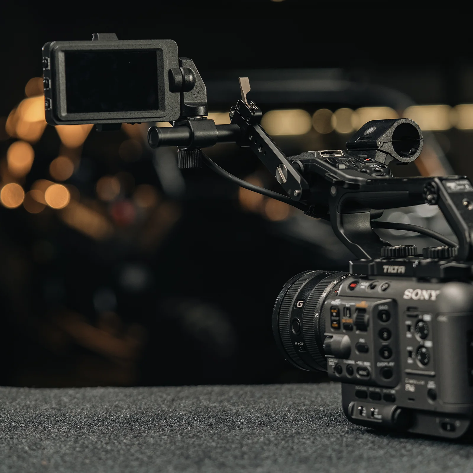 Staffa TILTA ES-T20-EB EVF per Sony FX6 - immagine 4