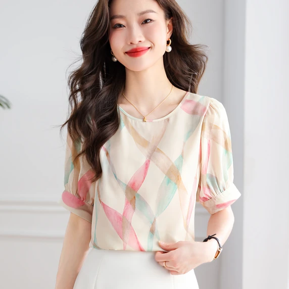 

Chiffon T-shirts Women's Short Sleeve Gradient Streamlined Shirts Women Chiffon Top