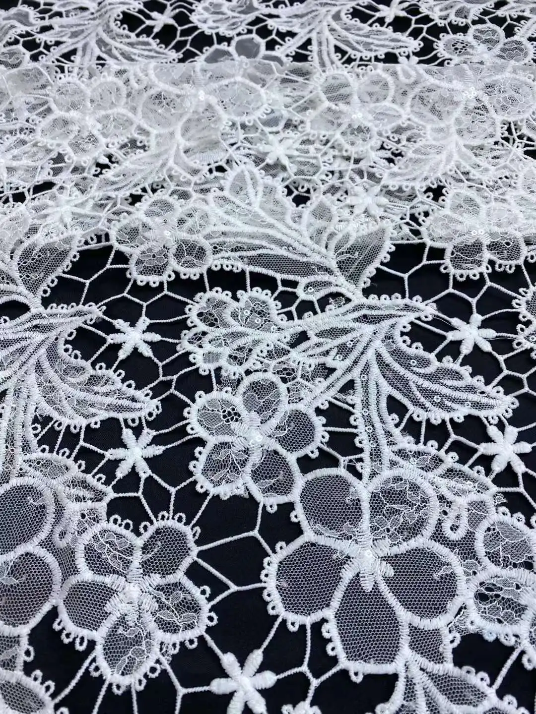 

New Design Silk Line Water soluble African Fabrics Lace / Embroidery French Mesh Yarn Lace For Evening dresses.Weddings Party