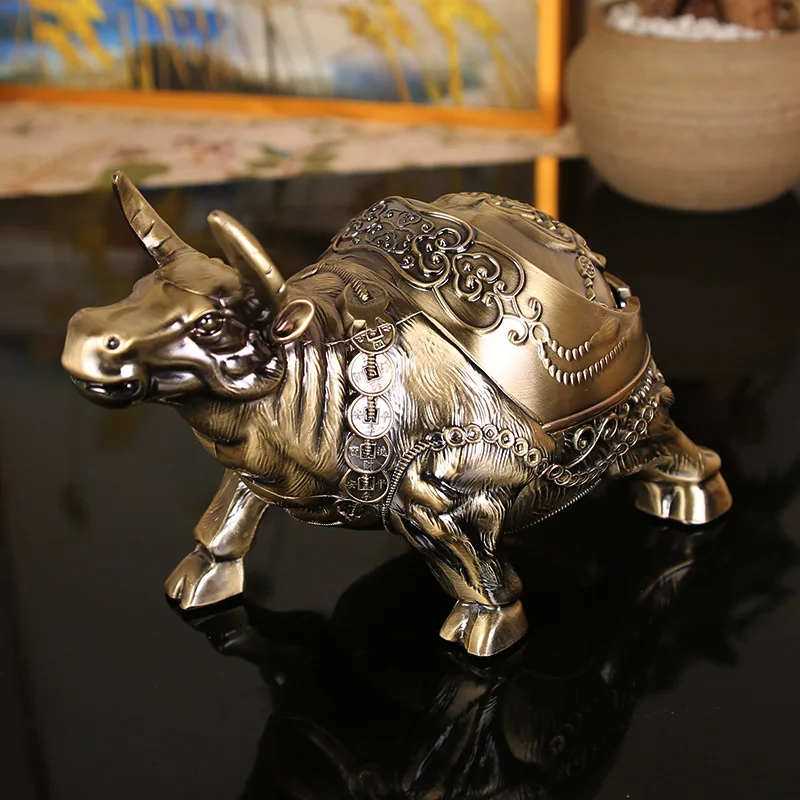 

Animal Cow Personality Fashion Ashtray Bull Spirit Creative Ashtray with Lid Windproof Fortune Cow Metal