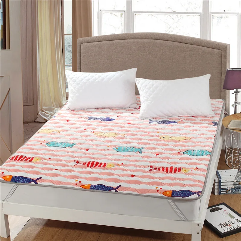 

Washable Geometry Printed Summer Sleeping Mat 1.8m 2.0m Adult Kids Bed Protection Pad King Size Bedspread Mattress Cover