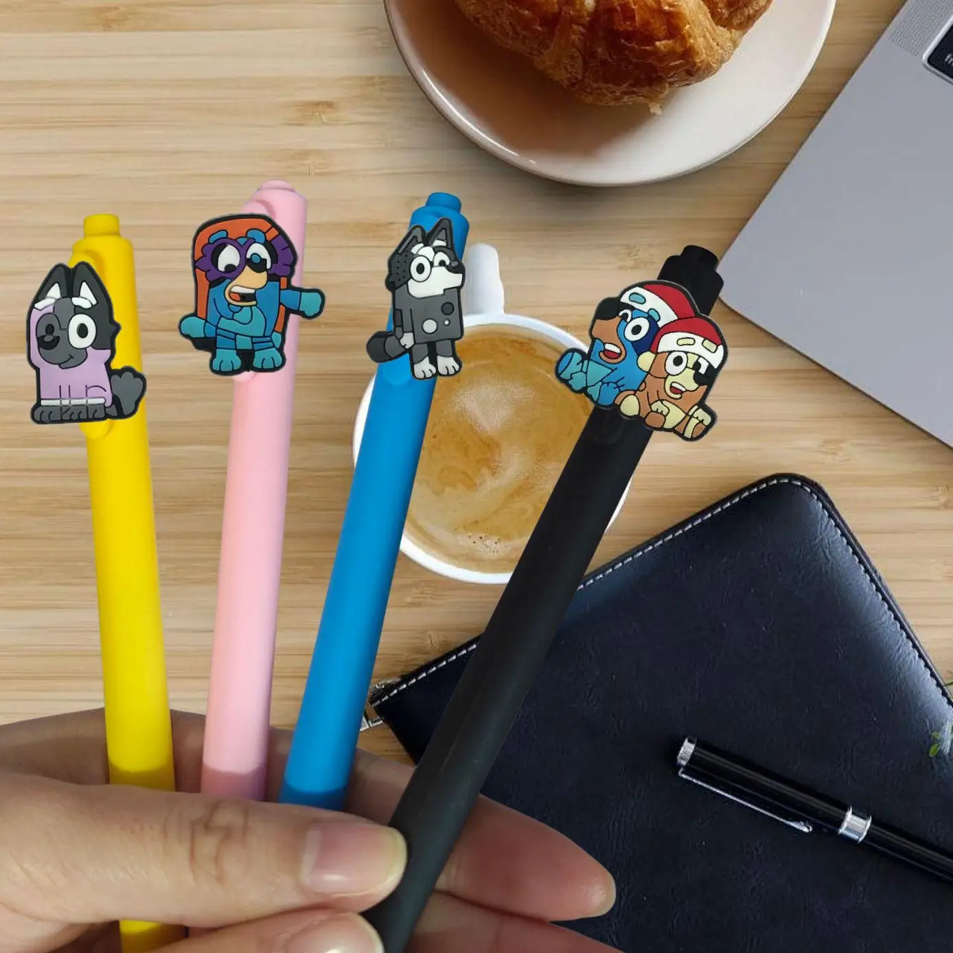 

Мультфильм bluey канцелярские принадлежности Приключения остров bluey творческая мультяшная ручка для студентов Минималистичная Шариковая ручка для экзамена ручка для собаки
