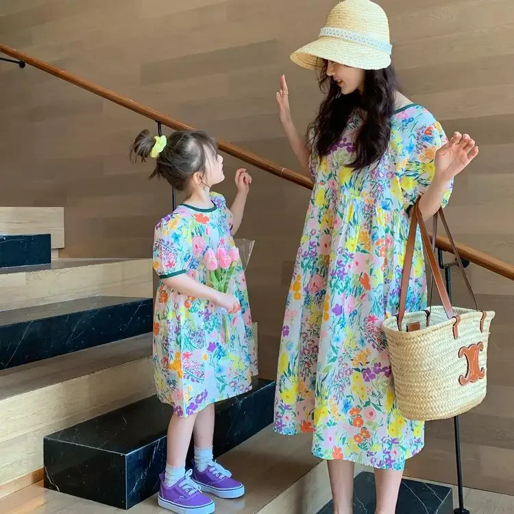 2023 Summer New Light Luxury Fashion Parent-child Dress Mother and Daughter Dress Vacation Short-sleeved Floral Skirt Boutique 5