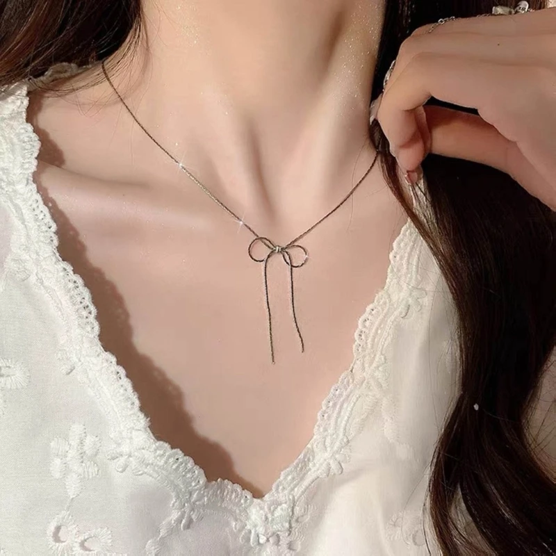 Dainty Bowknot Charm Necklace Elegant Bowknot Pendant Choker Wedding Birthday Anniversary Jewelry Gift Women Girl