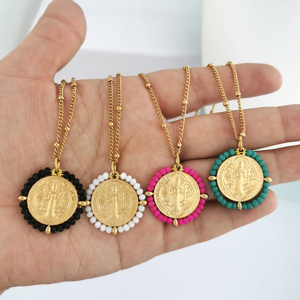 Collana con ciondolo a croce in oro massiccio 14k - Italia