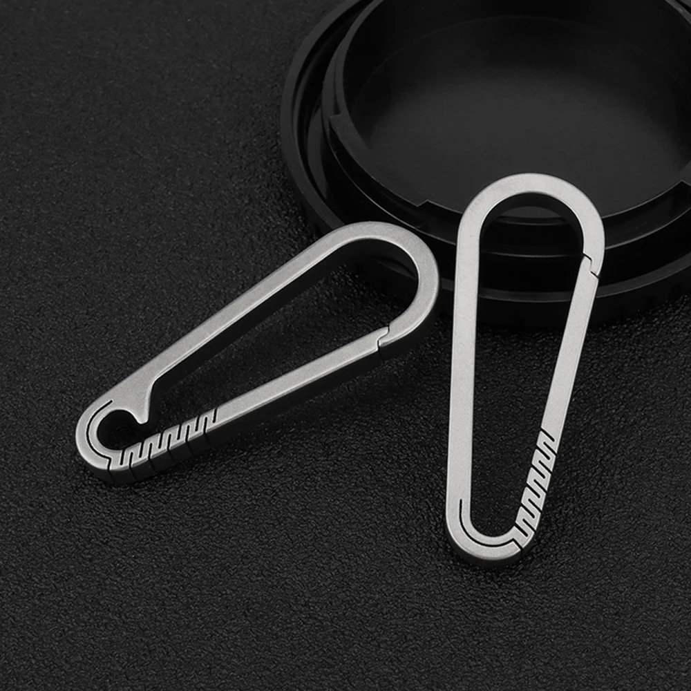 Simple Titanium Buckle Outdoor EDC Tool Keychain Pocket Titanium Alloy Buckles Camping Accessories 2pcs keychain tool,tactical keychain,keychain carabiner