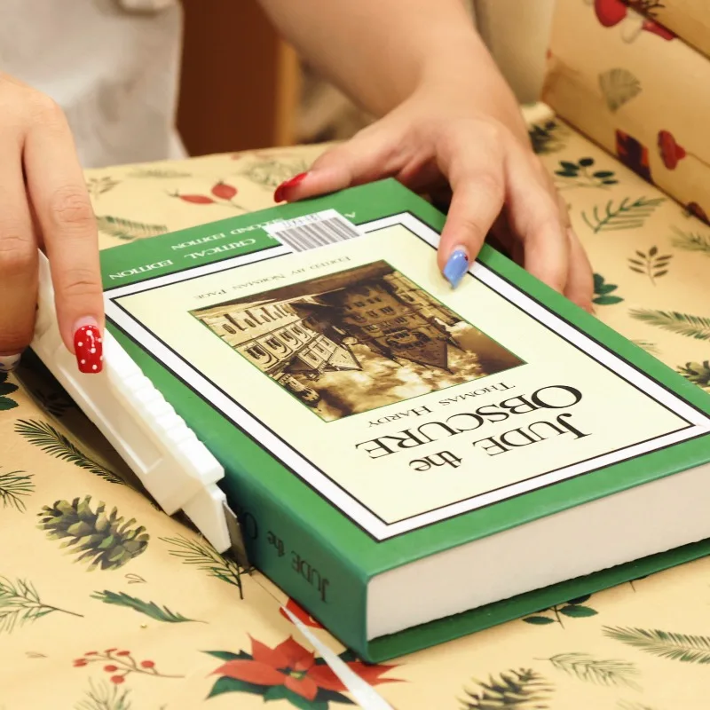 Vintage Christmas Gift Wrapping Paper 