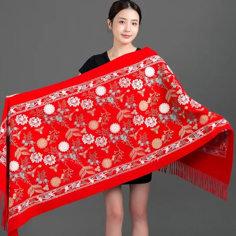 Embroidered snow beads-Red