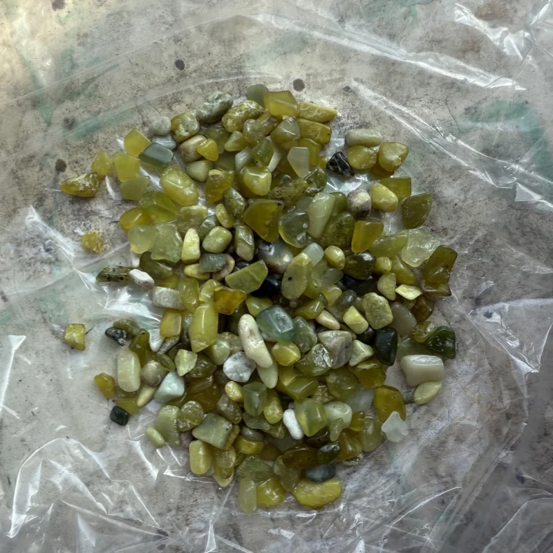 200g natural Xiuyu jade stone seeds, rice grains, fish tank stones, bonsai stones, jade raw green bluestone