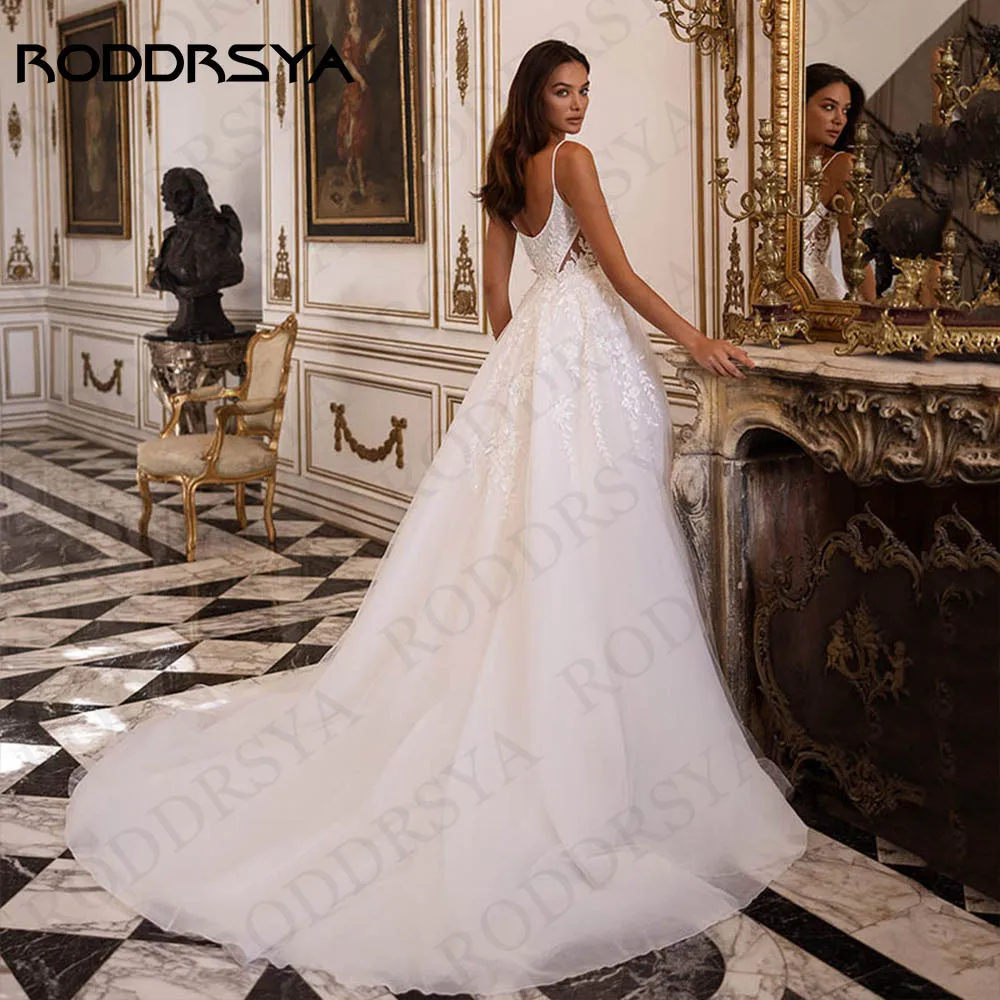 Рисунок 2 - Женское свадебное платье RODDRSYA