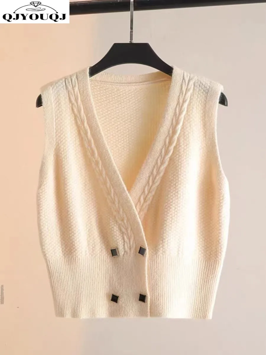

French Retro Knitted Sweater Vest Women's Double Breasted Design Sleeveless Sweater Jacket Slimming and Versatile Top