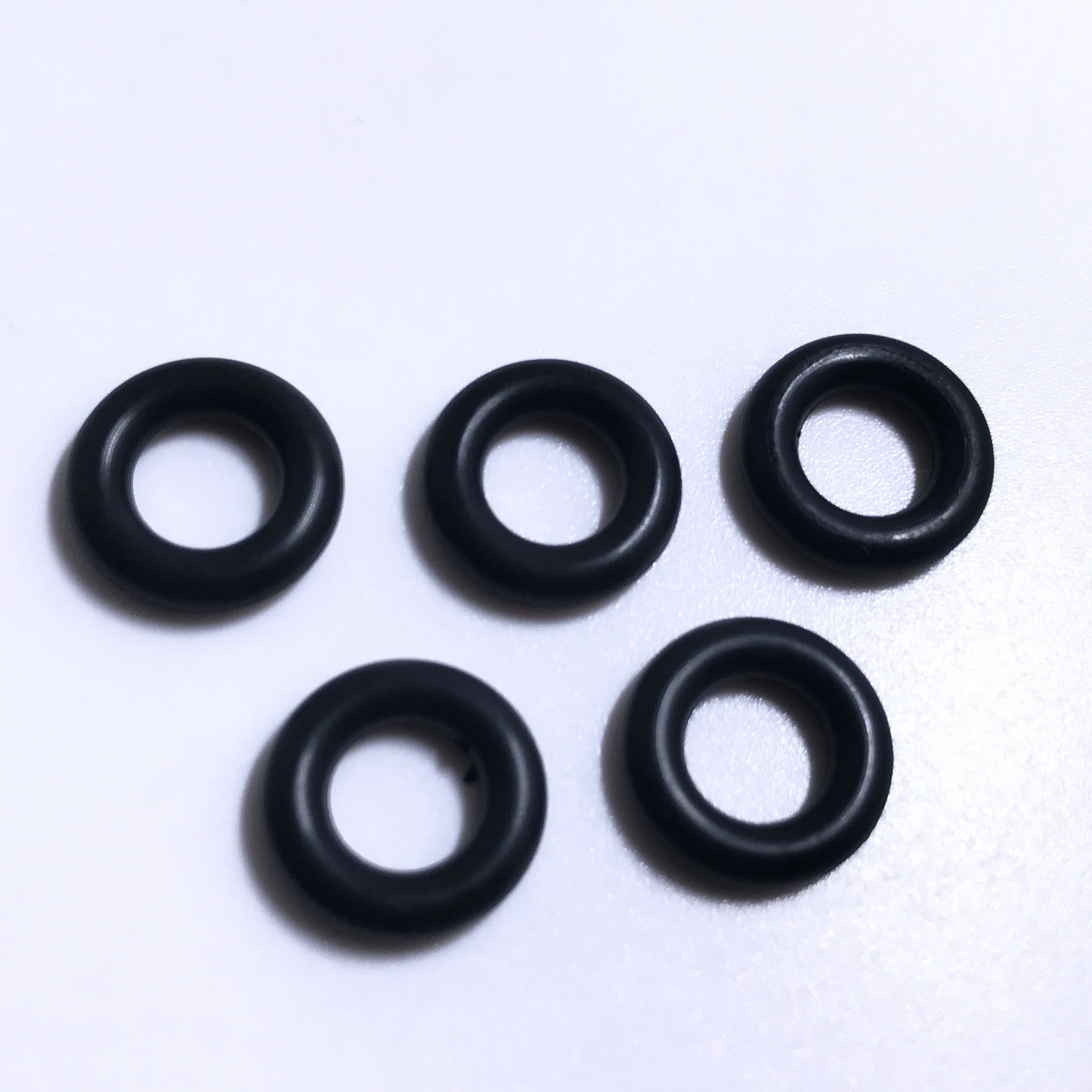 Fuel Injector 16600-EN200 FJ1056 FBY2850 Repair Kit O ring SIZE:7.1*2.8MM 100 PCS for Nissan Cube Versa Sentra