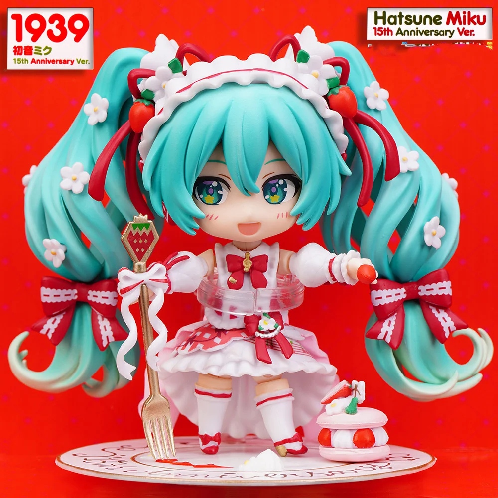 

10.5CM 2023 Anime Hatsune Miku 15th Anniversary Edition Strawberry Cake Q version kawaii Figure Model Toys Doll Ornaments Gifts