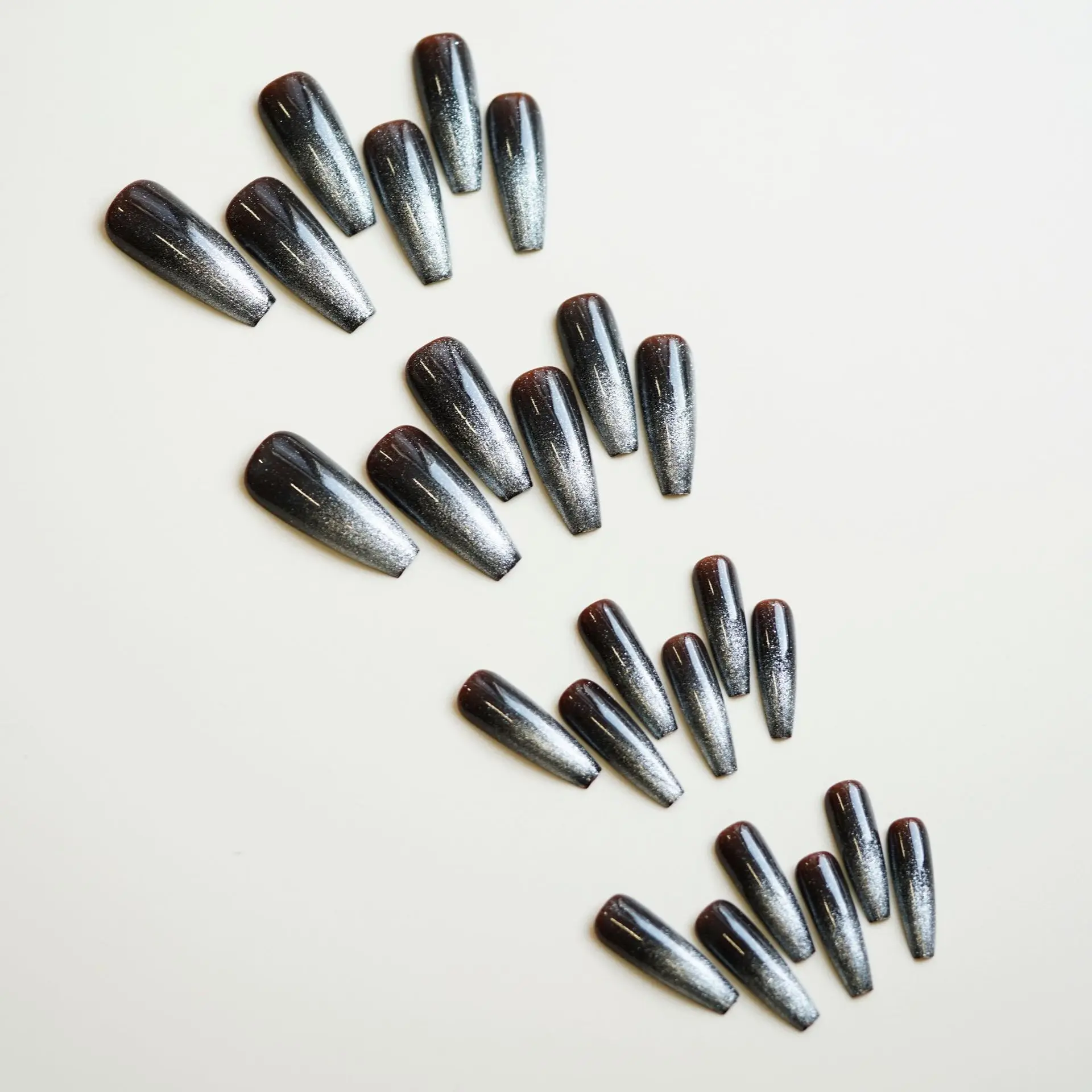 24PCS/1BOX 커피색 고양이 눈 가짜 손톱 광선 요법 손으로 착용하는 갑옷 가짜 손톱