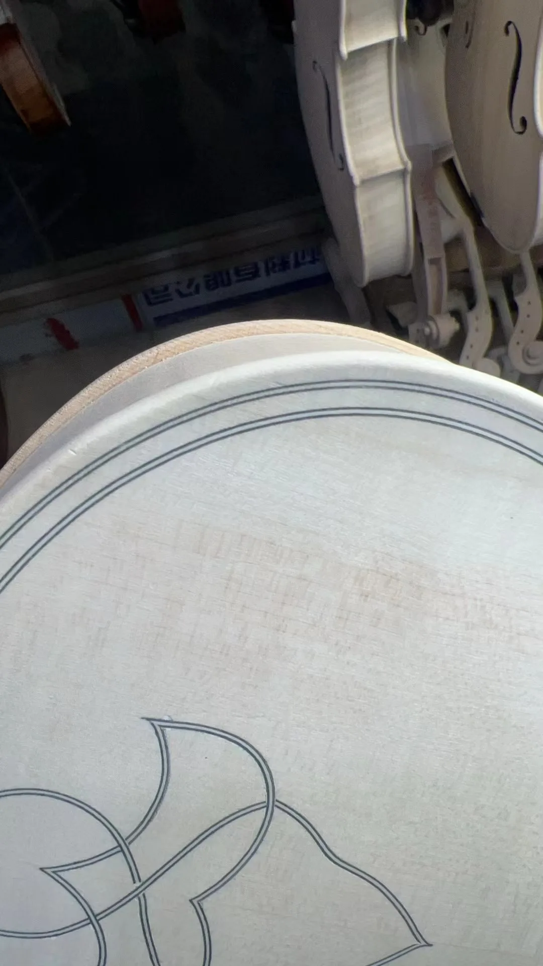 Master 15.5-inch viola flame maple back spruce top hand carved exquisite pattern, white embryo in stock with bow and piano box.