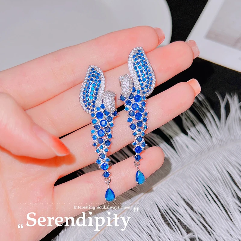 

Unique Design Long Drop Earrings Inlay Dazzling Small Zircon Hight Grade Geometry Jewelry Women's Wedding Engagement Accessories