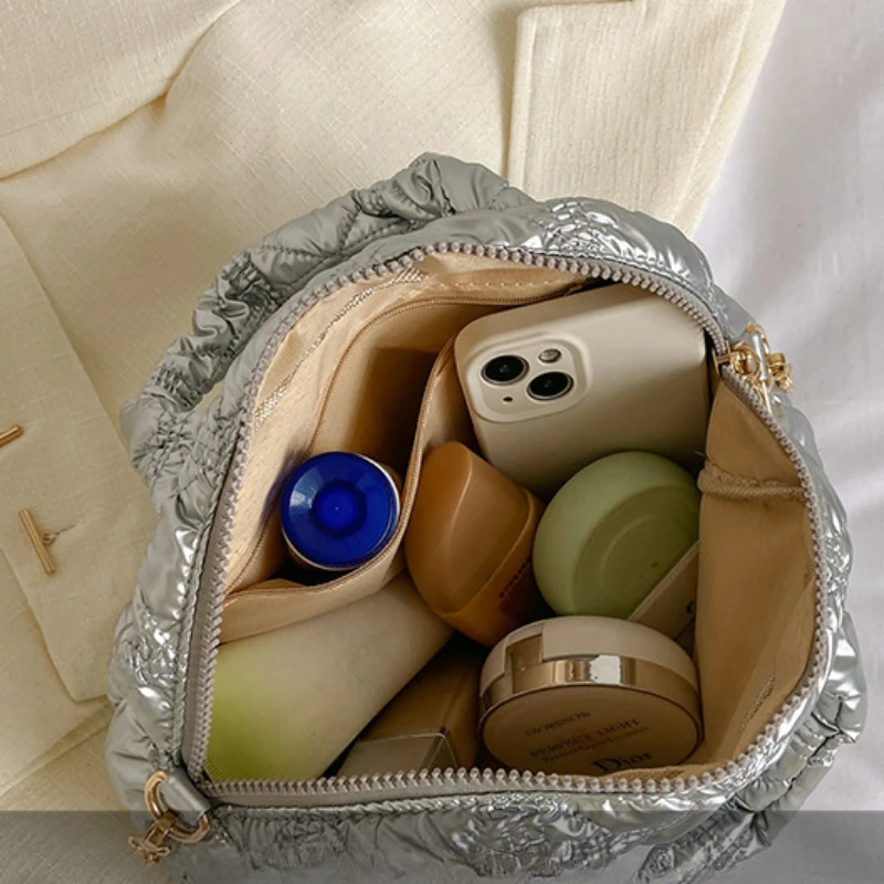 Handbags 2023 New Cloud Pleated Underarm Bag Korean Casual Dumpling Bag Zipper Shoulder Crossbody Bag Trendy Design All-match