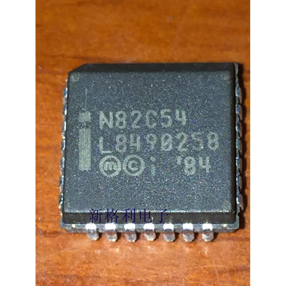 N82C54,,