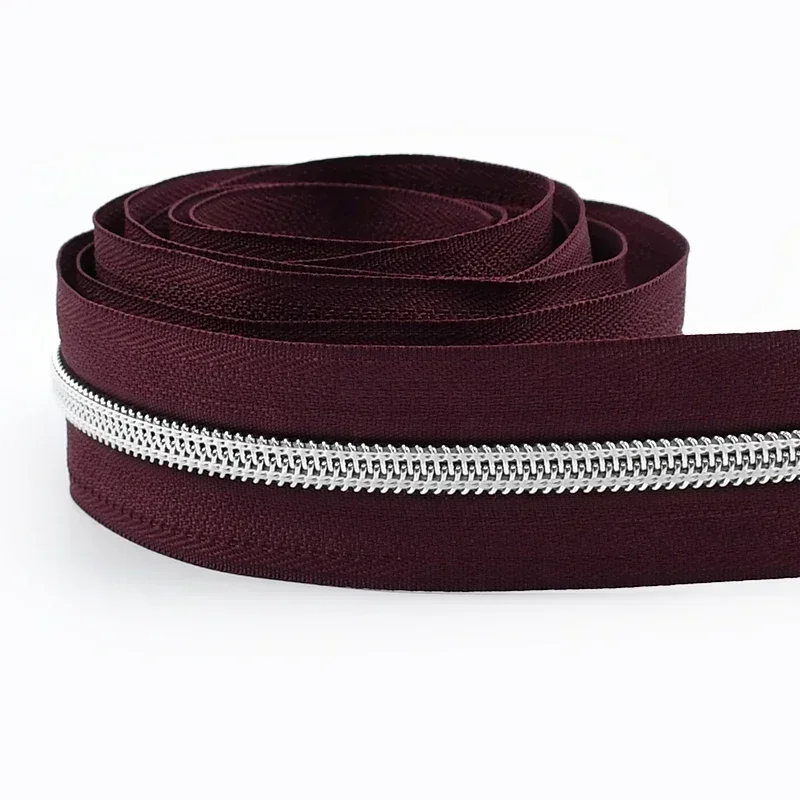 Durable Nylon Zipper for Sewing and DIY Projects