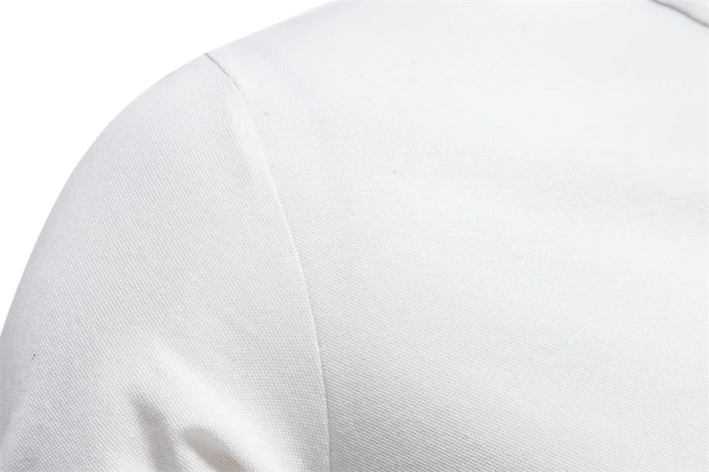 Men’s cotton deer embroidery polo shirt outfit detail