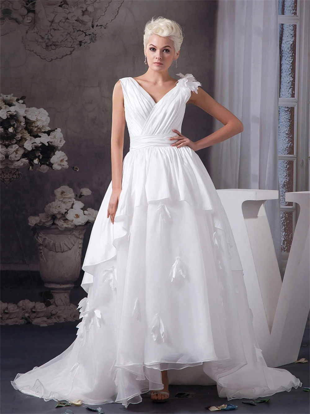 Рисунок 4 - Женское свадебное платье It's yiiya