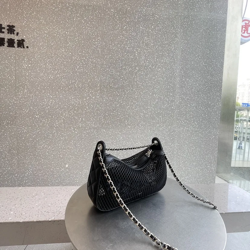 New Crossbody Bags Women Handbags hollow out Shoulder Messenger Bag Female Popular Fashion Hobos Shopper Bag Sac