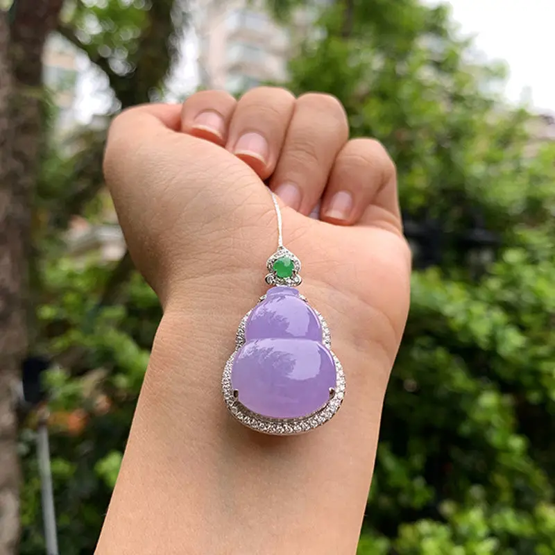 

Original new silver diamond oversized violet gourd egg noodle chalcedony pendant necklace elegant luxury ladies jewelry