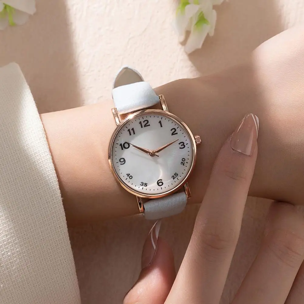 

Casual Women Digital Watch Round Dial Faux Leather Strap Quartz Movement Ladies Girls Students Wristwatch Fashion Jewelry